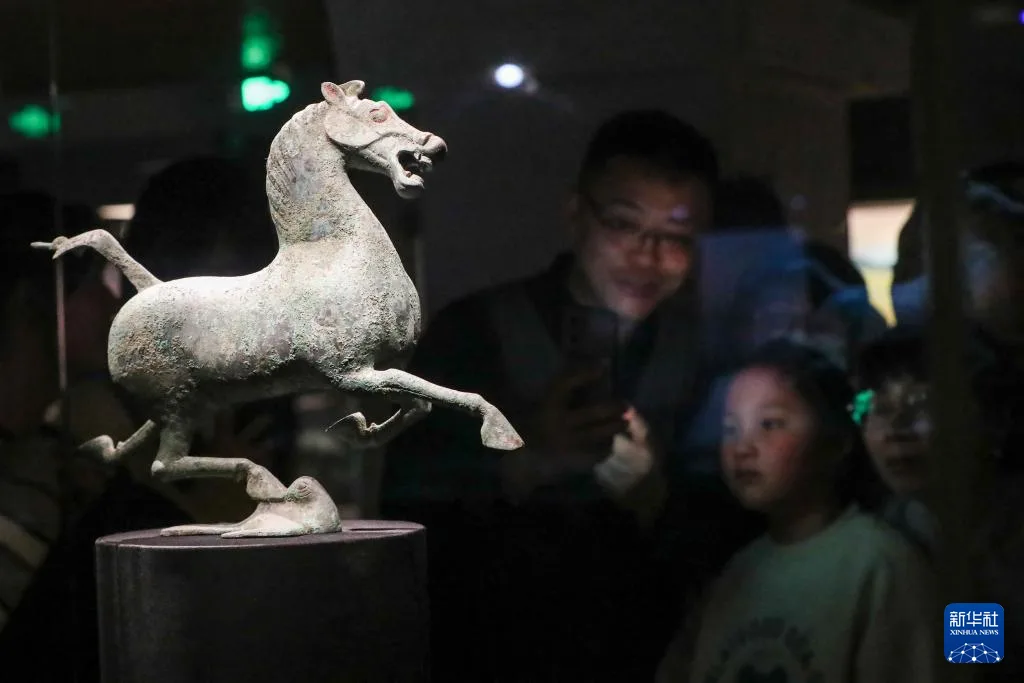 甘博奇妙夜“马力全开”