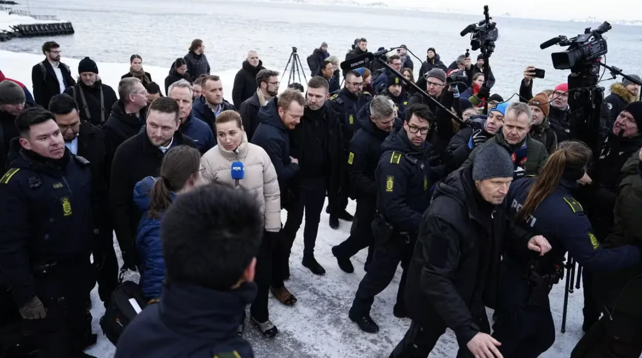 丹麦首相访问格陵兰岛